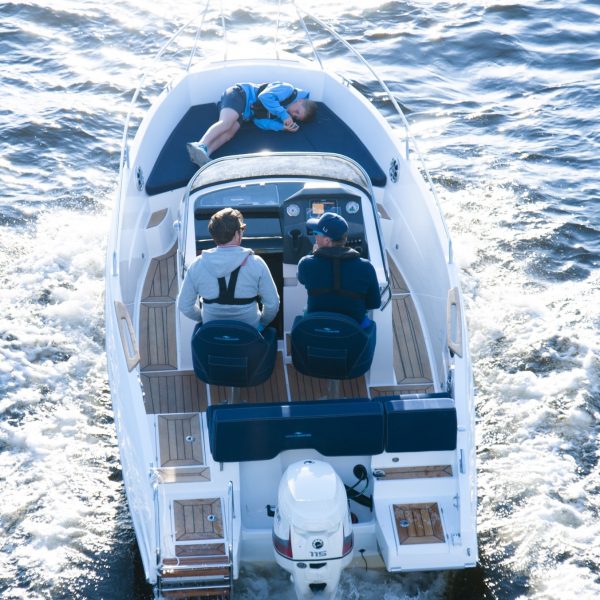 people-traveling-by-boat-on-the-river-top-view_t20_yw8lgO